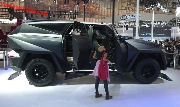 Foto - İşte dünyanın en pahalı SUV'u! İçine hayran kalacaksınız..