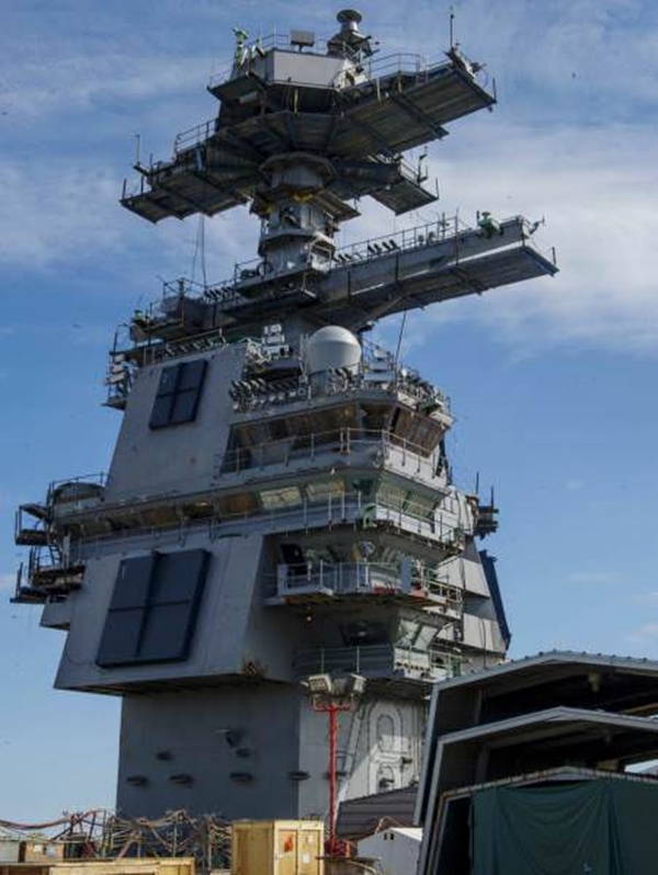 Foto - İşte dünyanın en pahalı uçak gemisi