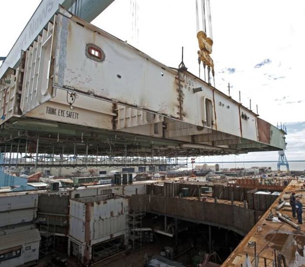 Foto - İşte dünyanın en pahalı uçak gemisi