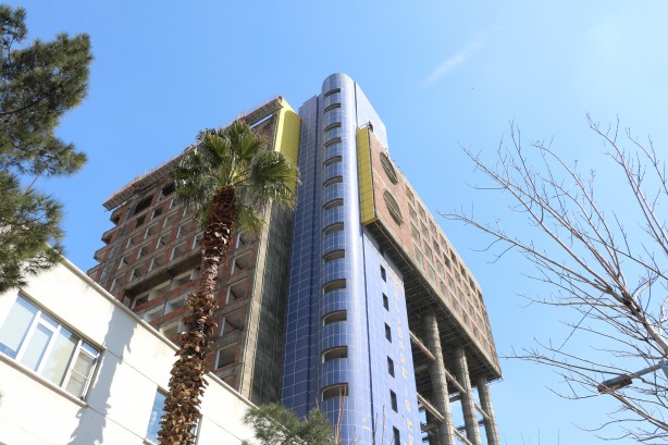 Foto - İşte dünyanın en saçma binasının son hali! Görenler gözlerine inanamadı