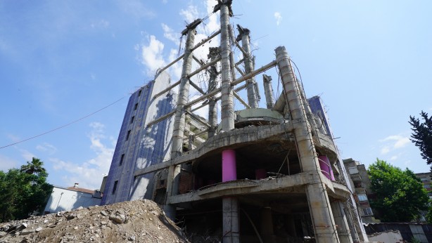 Foto - İşte dünyanın en saçma binasının son hali! Görenler gözlerine inanamadı