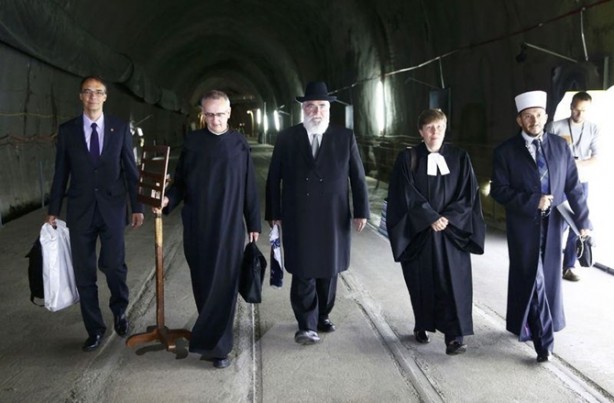 Foto - İşte dünyanın en uzun tüneli 