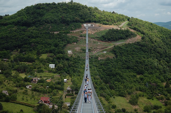 Foto - İşte dünyanın en uzun yaya asma köprüsü