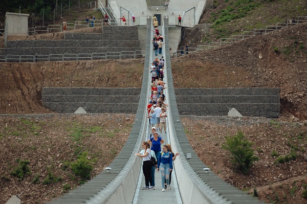 Foto - İşte dünyanın en uzun yaya asma köprüsü