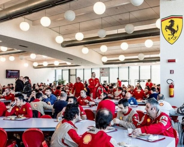 Foto - İşte efsane araba Ferrari'nin üretimi 