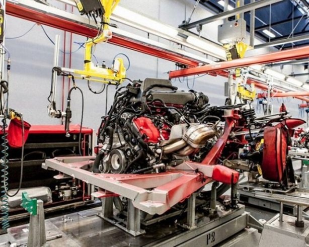 Foto - İşte efsane araba Ferrari'nin üretimi 