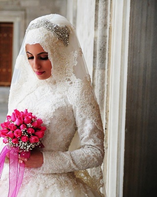 Foto - İşte en güzel 10 'tesettürlü gelinlik' modeli 