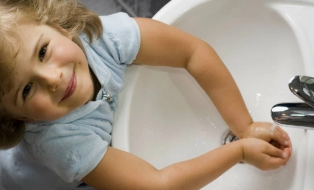 Foto - İşte en pratik öneriler! Çocukları okulda hastalıklardan korumanın yolları