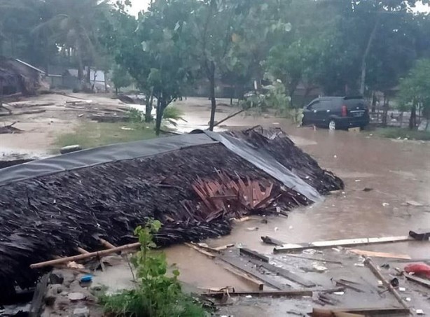 Foto - İşte Endonezya'daki tsunamiden geriye kalanlar