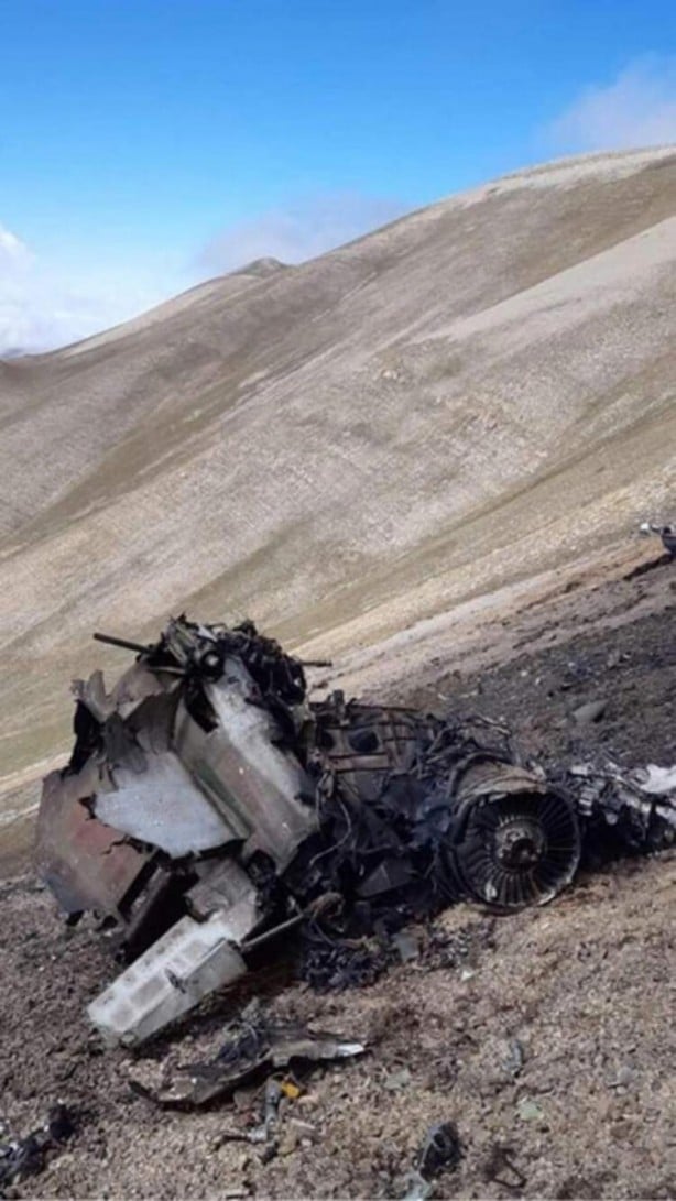 Foto - İşte Ermenistan’a ait düşen uçağın ilk görüntüleri!