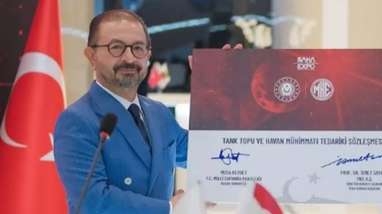 Foto - İşte ev ve işyerinde ele geçirilenler! MKE eski başkanına casusluk gözaltısı