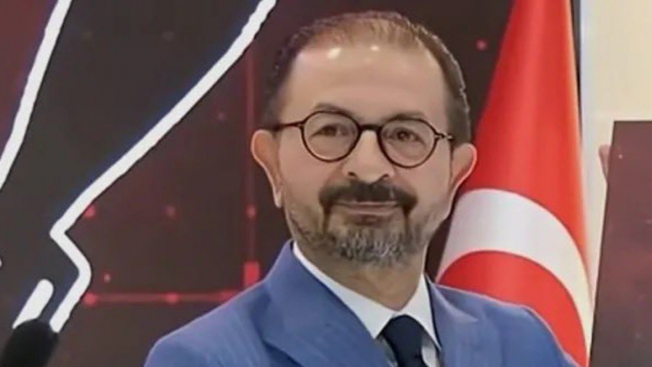 Foto - İşte ev ve işyerinde ele geçirilenler! MKE eski başkanına casusluk gözaltısı