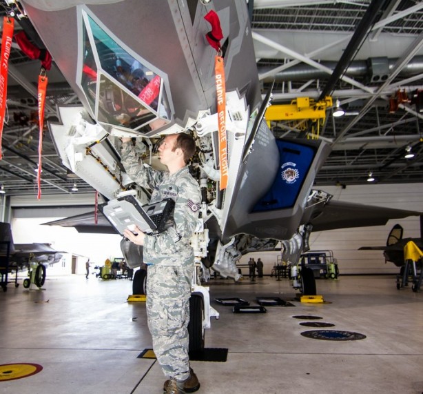 Foto - İşte F-35'in tüm özellikleri ve karanlık yüzü!