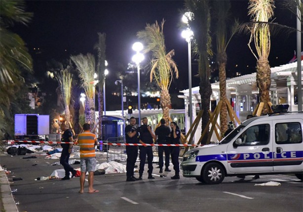 Foto - İşte Fransız basınının sakladığı Nice saldırısının dehşet görüntüleri