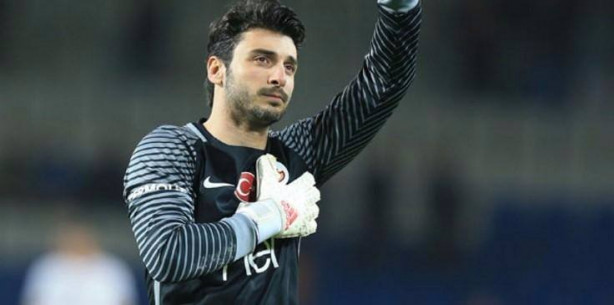 Foto - Futbol camiasında biten transferler