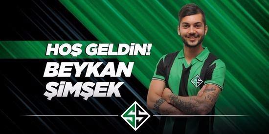 Foto - Futbol camiasında biten transferler