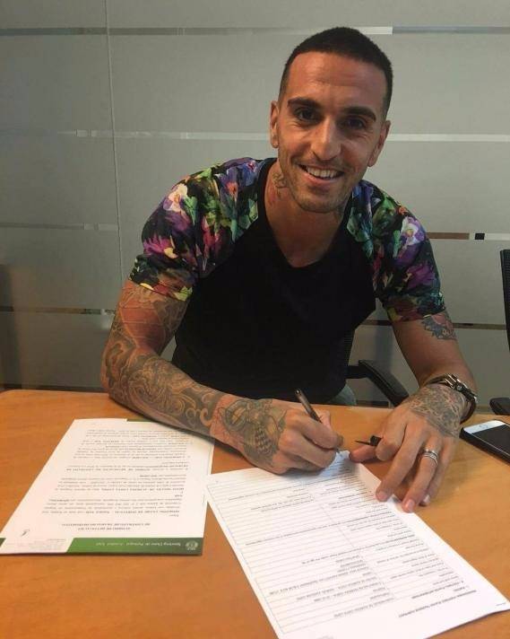 Foto - Futbol camiasında biten transferler