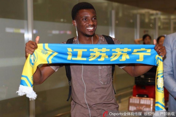 Foto - Futbol camiasında biten transferler