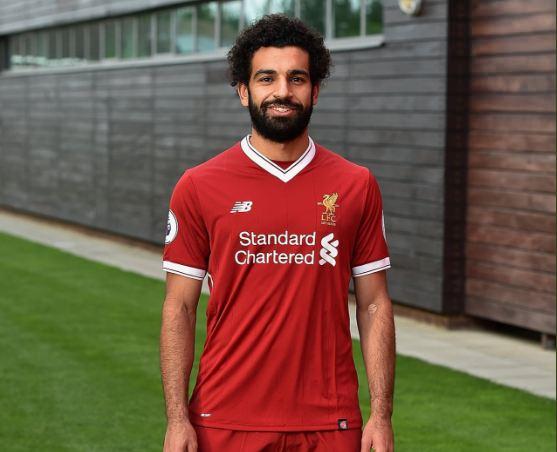 Foto - Futbol camiasında biten transferler