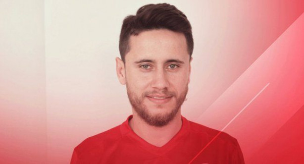 Foto - Futbol camiasında biten transferler