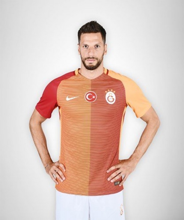 Foto - İşte Galatasaray'ın yeni formaları 
