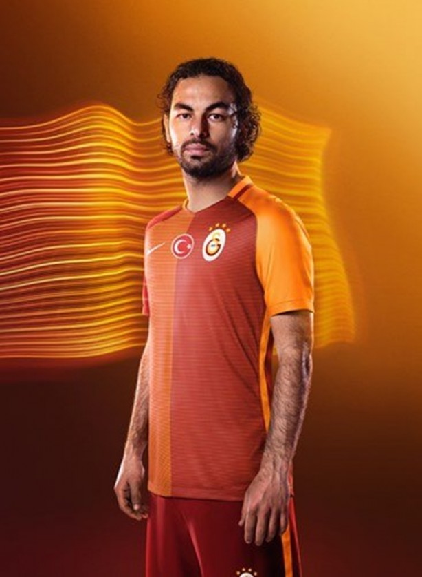 Foto - İşte Galatasaray'ın yeni formaları 