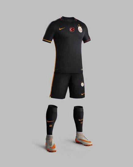 Foto - İşte Galatasaray'ın yeni sezon formaları