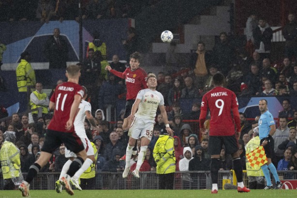 Foto - İşte Galatasaray'ın yeni sorunu! Tam da Manchester maçı öncesi büyük şok...