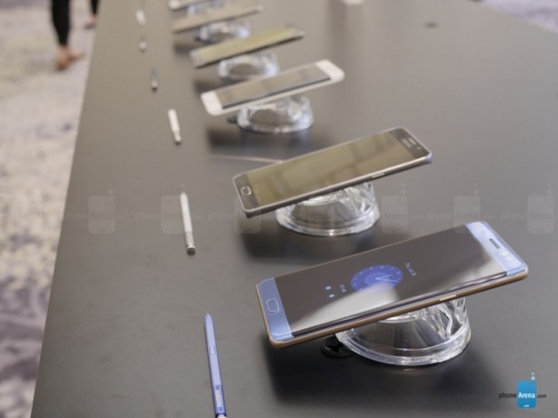 Foto - İşte Galaxy Note 7'nin tüm resmi görüntüleri