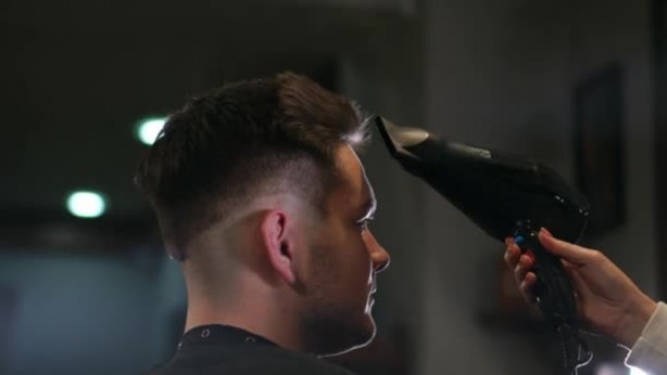 Foto - İşte genç yaşta saçları beyazlatan nedenler ve bunları önlemenin yolları