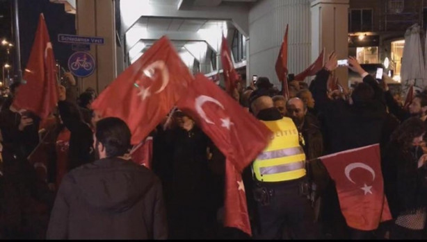 Foto - İşte Hollanda'nın terbiyesizliği sonrasında yaşananlar!