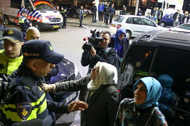 Foto - İşte Hollanda'nın terbiyesizliği sonrasında yaşananlar!