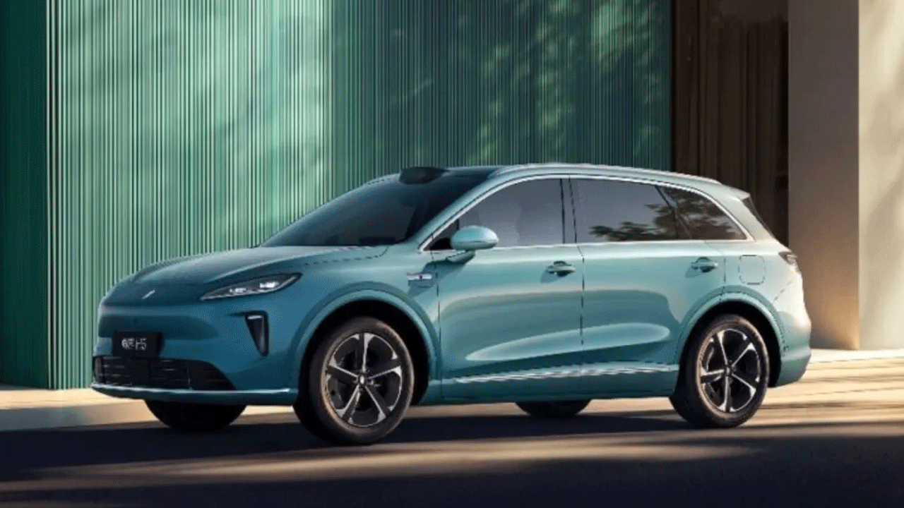 İşte Huawei'nin elektrikli otomobili! İlk görseller yayınlandı!