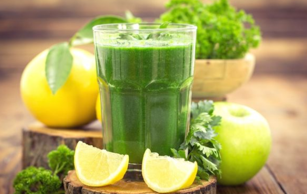 İşte İbrahim Saraçoğlu'nun hem karaciğerinizi temizleyecek hem de yağlarınızı eritecek kür tarifi!