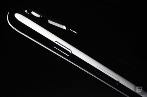 Foto - İşte iPhone 7'nin tüm resmi özellikleri!