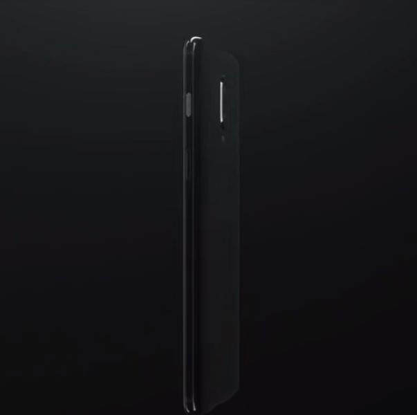 Foto - iPhone X'i bitirecek telefon tanıtıldı!