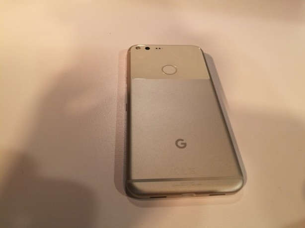 Foto - İşte iPhone'un rakibi!