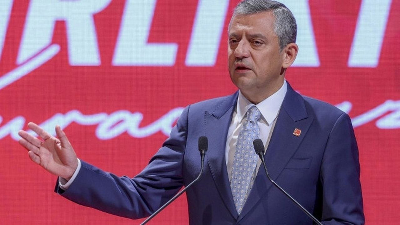 Foto - İşte isim isim tam liste... Hangi siyasetçi hangi takımı tutuyor?