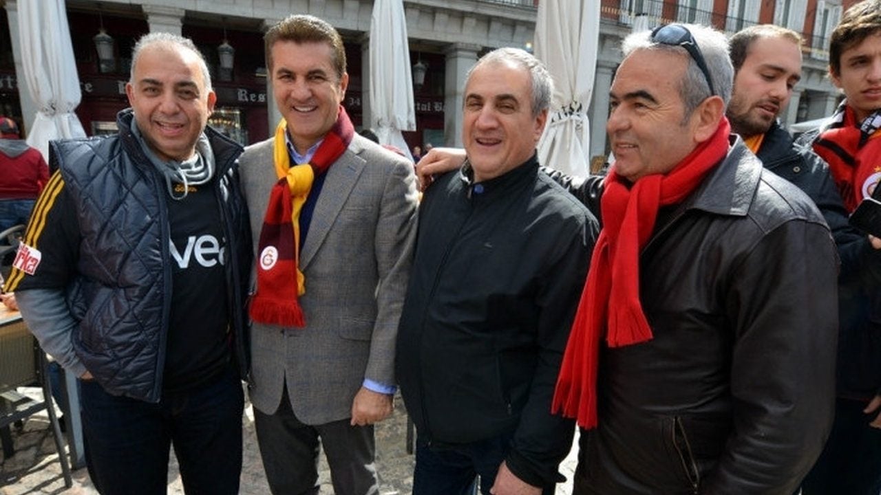 Foto - İşte isim isim tam liste... Hangi siyasetçi hangi takımı tutuyor?