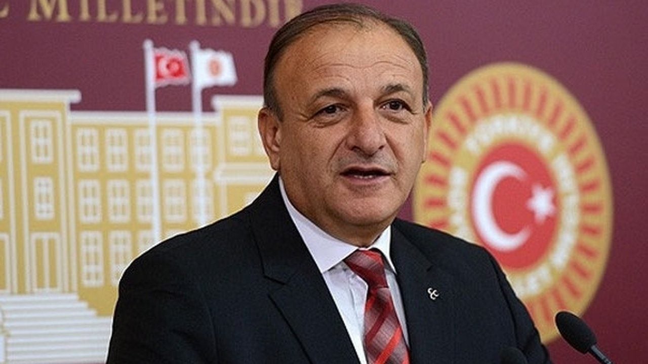 Foto - İşte isim isim tam liste... Hangi siyasetçi hangi takımı tutuyor?