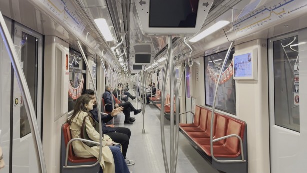 Foto - İşte israfı bitirdik hizmeti getirdik diyen Ekrem'in açtığı metro! 31 Mart'ta bunu da ekleyin oy pusulanıza İstanbullu...