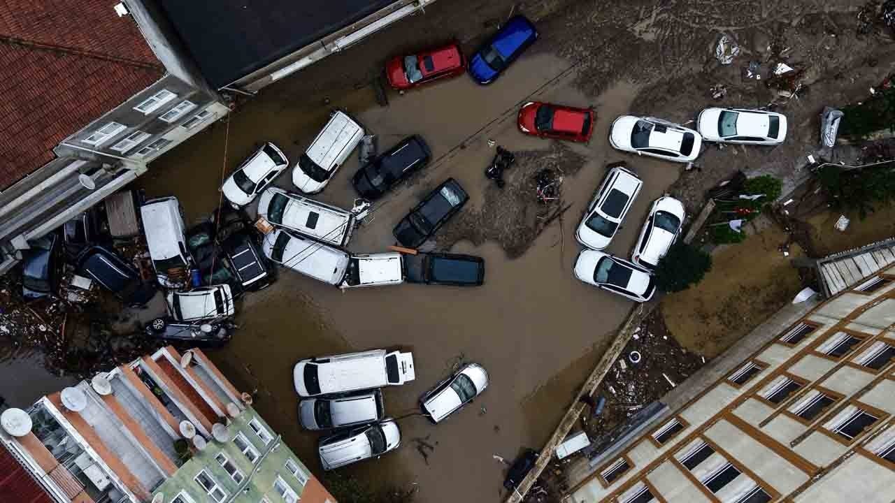 İşte İstanbul’un son hali: Sel sonrası feci görüntüler