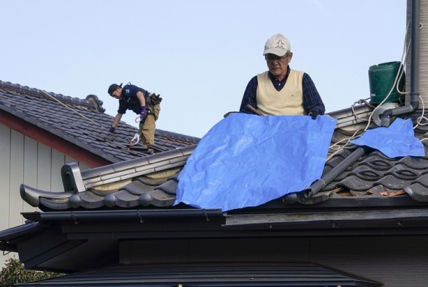 Foto - İşte Japonya'daki 7,3 büyüklüğündeki depremin bıraktığı hasarlar