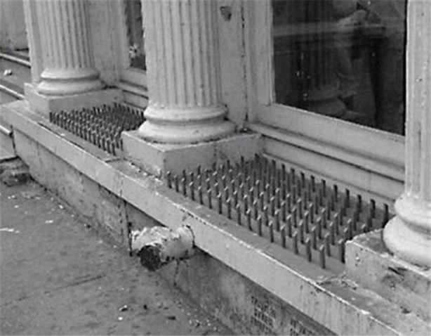 Foto - İşte kaldırımlardaki metallerin sırrı!