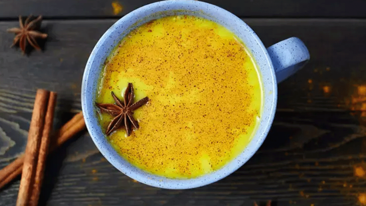 Foto - İşte kanseri önleyen 'Altın süt' tarifi! Her gün tüketilmeli!