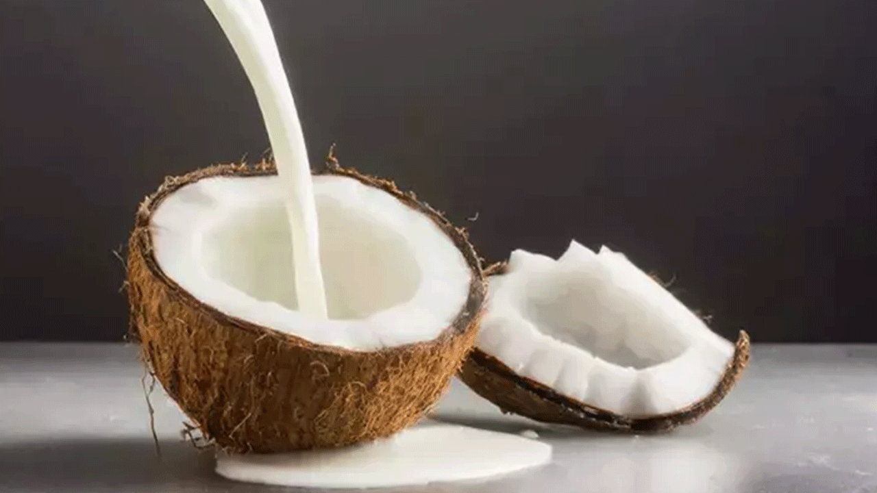 Foto - İşte kanseri önleyen 'Altın süt' tarifi! Her gün tüketilmeli!