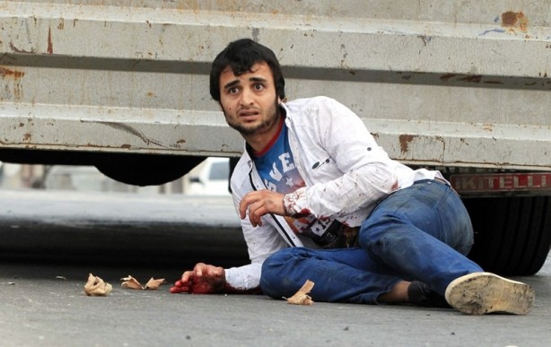 Foto - İşte kare kare Sultanbeyli'de çatışma anı