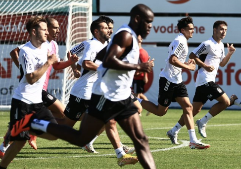Foto - İşte kongre sonrası Beşiktaş'ın yeni teknik direktör adayı! Adım adım geliyor...