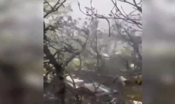 Foto - İşte koordinat sonrası enkazın bulunduğu ilk an! Reisi'nin yüzüğü enkazda bulundu