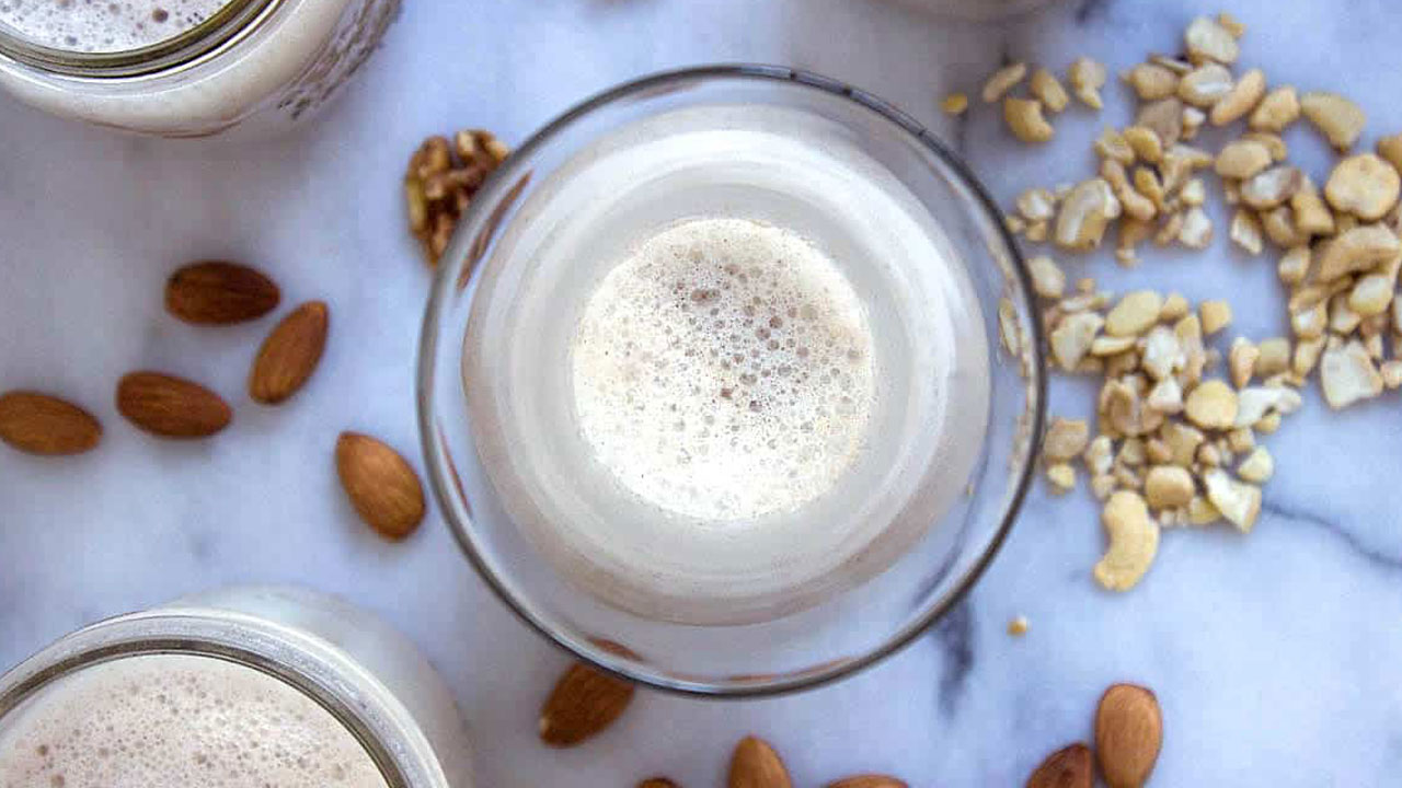 Foto - İşte merak edilen o cevap! Bitkisel sütler gerçekten daha sağlıklı mı? 